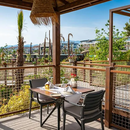 Liberty Fabay 5* Φετιγιέ