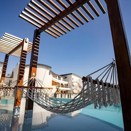 Liberty Fabay פאטהיה