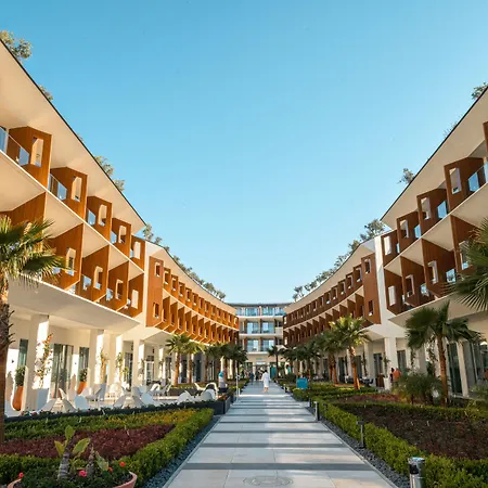 Hotel Liberty Fabay 5*